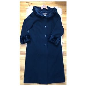 NWT- 💯Wool Jacket w/ Faux Fur